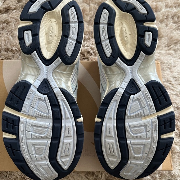 ASICS gel 1130 Women’s - Picture 7 of 10